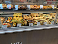 Atmosphère du Sandwicherie La Croissanterie à Saint-Épain - n°2