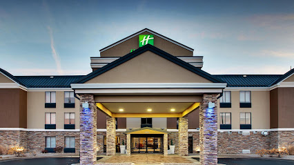 Holiday Inn Express & Suites Cedar Rapids-I-380 @ 33rd Ave, an IHG Hotel