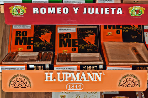 Cigar Shop «Osi Tobacco», reviews and photos, 4836 Hills and Dales Rd NW, Canton, OH 44708, USA