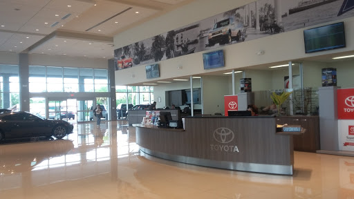 Toyota Dealer «Toyota of North Miami», reviews and photos, 16600 NW 2nd Ave, Miami, FL 33169, USA