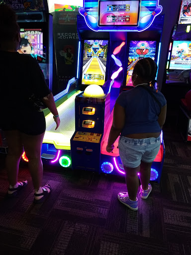 Movie Theater «UltraStar Multi-tainment Center at Ak-Chin Circle», reviews and photos, 16000 N Maricopa Rd, Maricopa, AZ 85139, USA