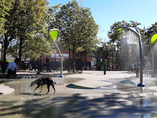 Park «Travers Park», reviews and photos, 76-9 34th Ave, Jackson Heights, NY 11372, USA