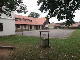 Şcoala Gimnazială Zold Peter