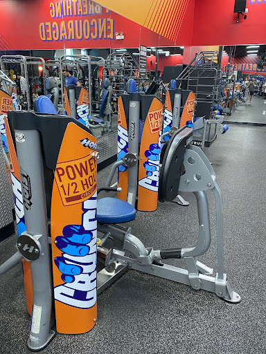 Health Club «Crunch - Carrollwood», reviews and photos, 15798 N Dale Mabry Hwy, Tampa, FL 33618, USA