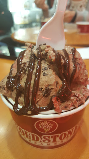 Ice Cream Shop «Cold Stone Creamery», reviews and photos, 32389 John R Rd, Madison Heights, MI 48071, USA