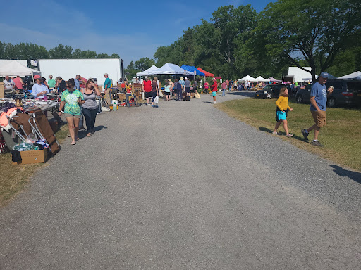 Flea Market «East Avon Flea Market», reviews and photos, 1520 W Henrietta Rd, Avon, NY 14414, USA
