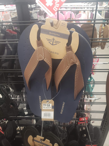 Discount Store «Big Lots», reviews and photos, 825 Main St, Milford, OH 45150, USA