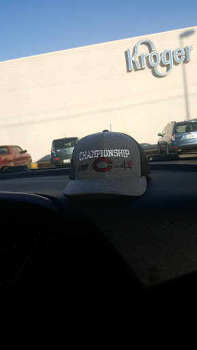 Grocery Store «Kroger», reviews and photos, 301 S Ellington Pkwy, Lewisburg, TN 37091, USA