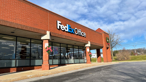 Print Shop «FedEx Office Print & Ship Center», reviews and photos, 464 Lincoln Hwy, Exton, PA 19341, USA