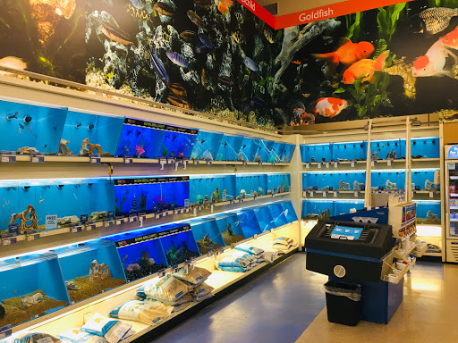 Pet Supply Store «PetSmart», reviews and photos, 2101 NJ-35, Holmdel, NJ 07733, USA