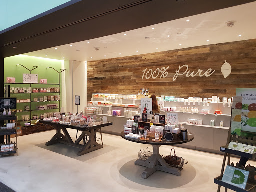 100% PURE, Terminal 3 Area F Gate 74, San Francisco, CA 94128, USA, 