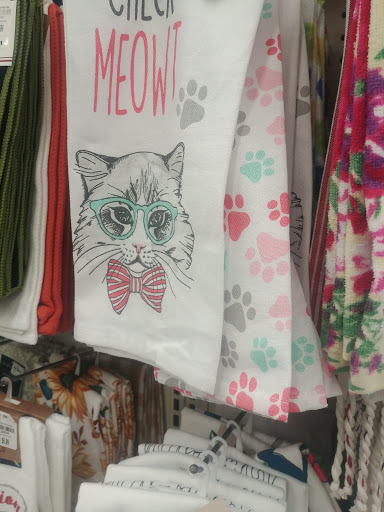 Home Goods Store «Tuesday Morning», reviews and photos, 1700 Dallas Hwy #166, Waxahachie, TX 75165, USA