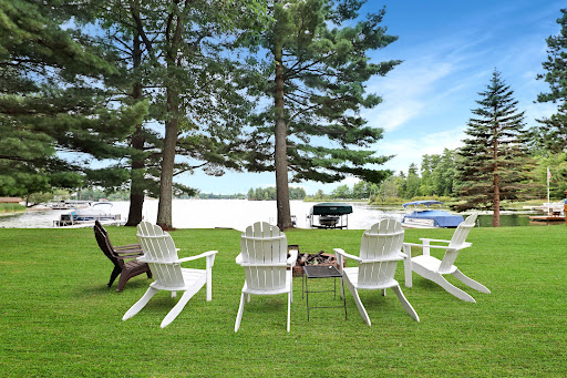 Real Estate Agency «JOLIN-LASIER GROUP | Coldwell Banker, Mulleady Inc. | Minocqua, WI Real Estate | NorthWI.property», reviews and photos, 8262 US-51, Minocqua, WI 54548, USA