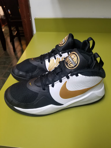 Flea Market «Irvington Flea Market», reviews and photos, 6301 E Washington St, Indianapolis, IN 46219, USA