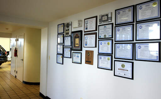 Car Dealer «Adams Chrysler Dodge Jeep Ram», reviews and photos, 1797 West St, Annapolis, MD 21401, USA