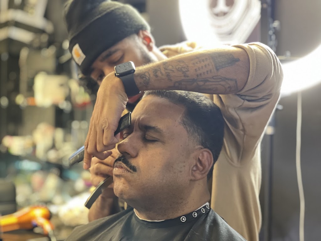 The Cut Lounge Barber Shop LLC 48075