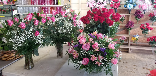 Florist «Flower Peddler», reviews and photos, 38350 Garfield Rd, Charter Twp of Clinton, MI 48038, USA