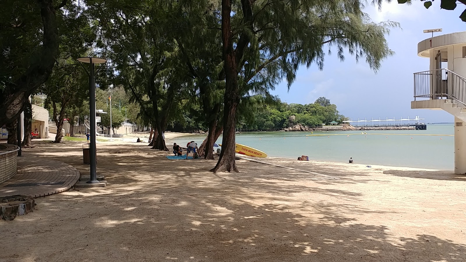 Foto van Castle Peak Beach met kleine baai