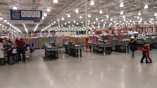 Warehouse store «Costco Wholesale», reviews and photos, 335 Westfall Rd, Rochester, NY 14620, USA