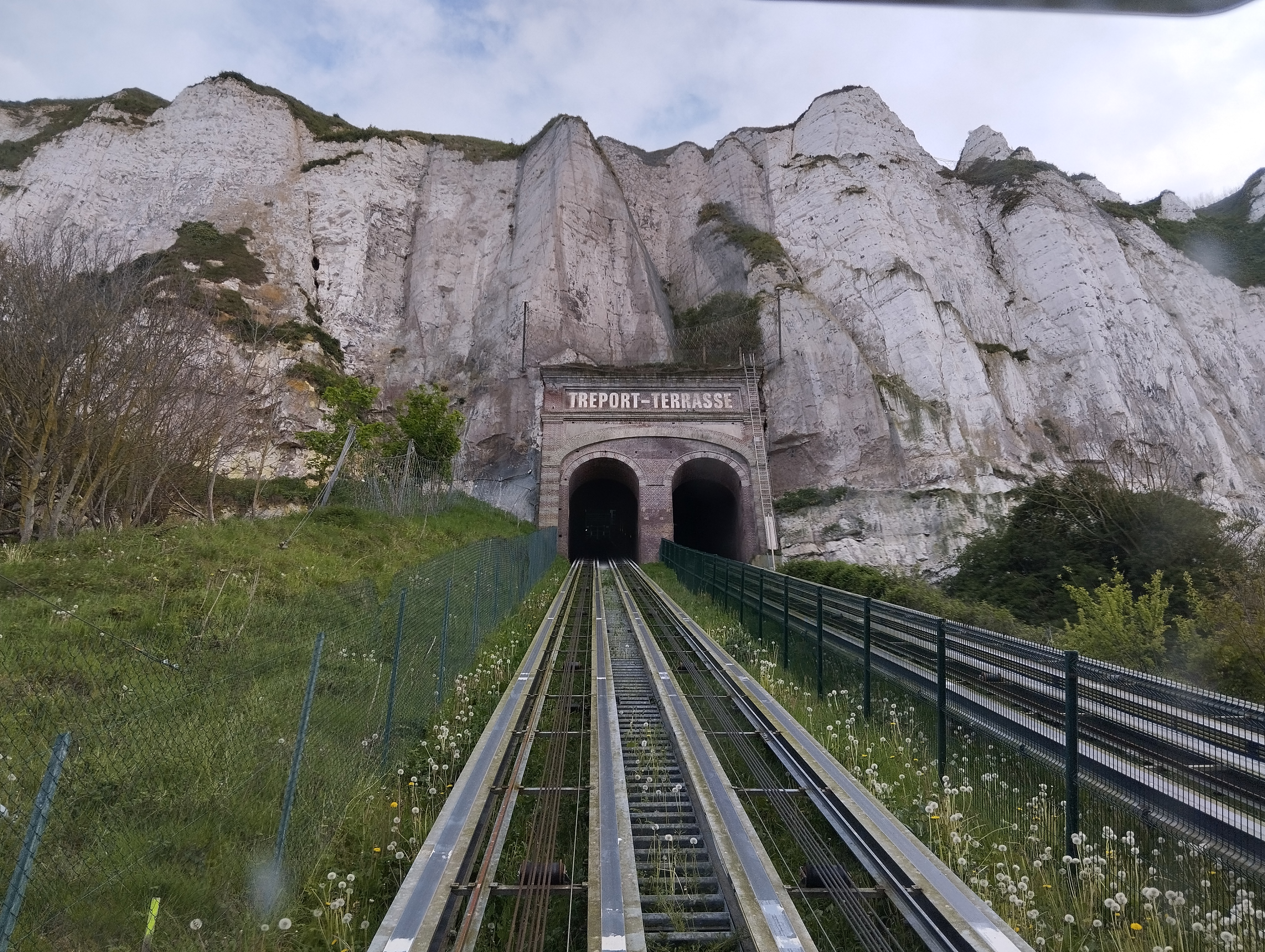 Photo n° 2 de l'avis de Youcef. fait le 12/05/2023 à 19:09