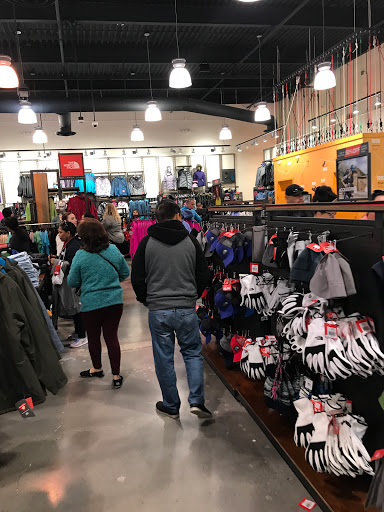 Shopping Mall «Las Americas Premium Outlets», reviews and photos, 4211 Camino De La Plaza, San Diego, CA 92173, USA