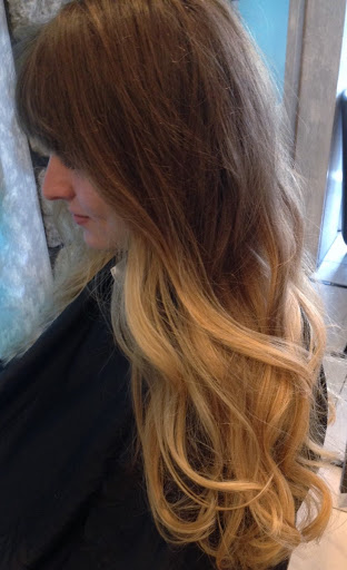 Beauty Salon «Avalon Salon and Day Spa», reviews and photos, 7155 W Pleasant Valley Rd, Parma, OH 44129, USA