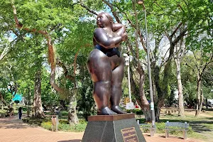 Saint Pío Park image
