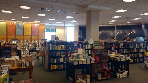 Book Store «Barnes & Noble Booksellers Sugarhouse», reviews and photos, 1104 E 2100 S, Salt Lake City, UT 84106, USA