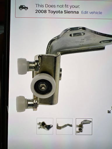 Auto Parts Store «AutoZone», reviews and photos, 5029 S 27th St, Greenfield, WI 53220, USA