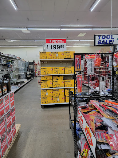 Rural King, 7 Ohio River Plaza, Gallipolis, OH 45631, USA, 