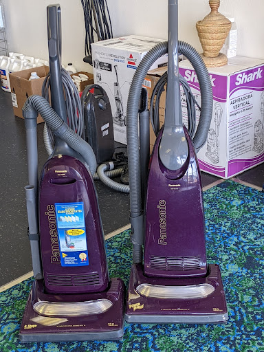 Hooks Vacuums