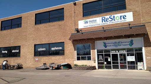 Habitat For Humanity ReStore Elgin, 800 N State St, Elgin, IL 60123, USA, 