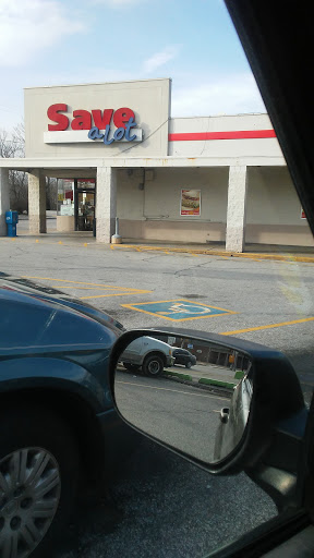 Grocery Store «Save-A-Lot», reviews and photos, 624 State St, New Albany, IN 47150, USA