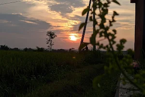 KOLAM RENANG IMPIAN MAYA KWANYAR image