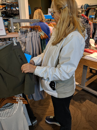 Sportswear Store «Columbia Sportswear Seattle Store», reviews and photos, 290 Pine St, Seattle, WA 98101, USA
