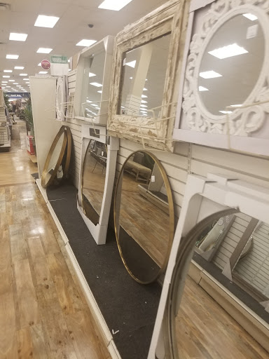 Department Store «Marshalls and HomeGoods», reviews and photos, 265 S Broadway, Salem, NH 03079, USA