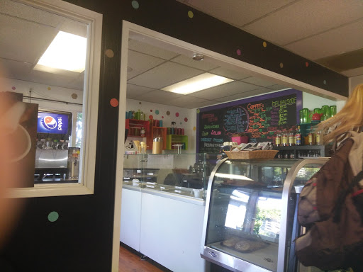 Bakery «Sugar Stop Cake Shop», reviews and photos, 627 W Railroad Ave, Shelton, WA 98584, USA