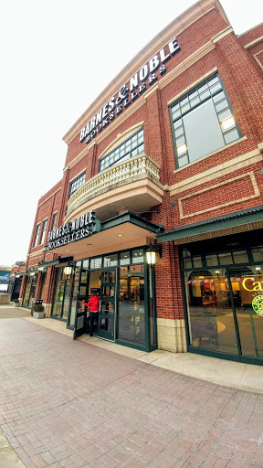 Barnes & Noble, 1 Levee Way, Newport, KY 41071, USA, 