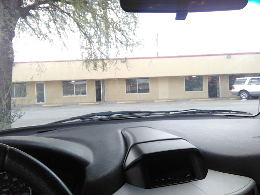 Laundromat «H O Coin Laundry», reviews and photos, 1011 Gibbins Rd, Arlington, TX 76011, USA