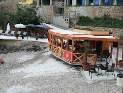 Liman II beach'in fotoğrafı kısmen otel alanı