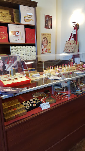 Cosmetics Store «Besame Cosmetics», reviews and photos, 3505 W Magnolia Blvd, Burbank, CA 91505, USA