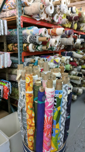 Fabric Store «Discount Fabrics», reviews and photos, 2170 Cesar Chavez St, San Francisco, CA 94107, USA