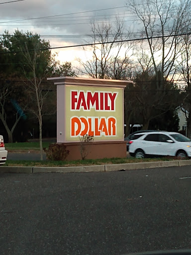 Dollar Store «FAMILY DOLLAR», reviews and photos, 483 Woodlane Rd, Westampton, NJ 08060, USA