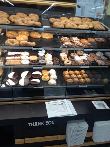 Supermarket «King Kullen», reviews and photos, 77 Forest Ave, Glen Cove, NY 11542, USA