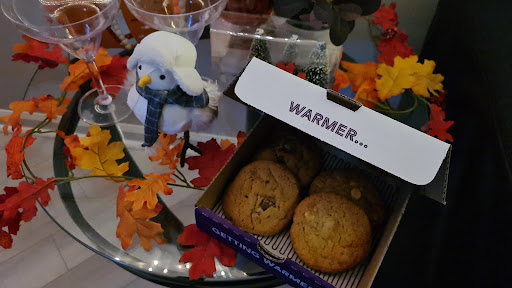 Cookie Shop «Insomnia Cookies», reviews and photos, 502 E John St #5, Champaign, IL 61820, USA