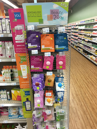 Health Food Store «Fruitful Yield», reviews and photos, 168 E Golf Rd, Schaumburg, IL 60195, USA