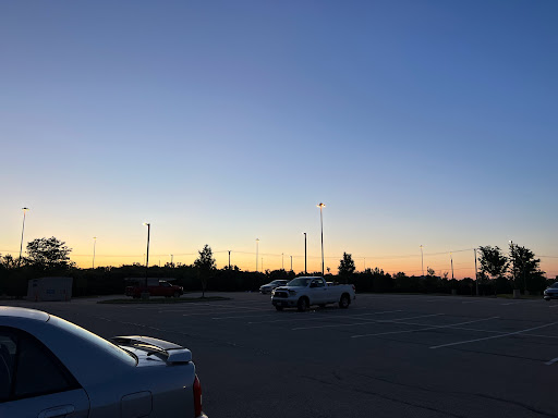 Shopping Mall «Burr Ridge Village Center», reviews and photos, 701 Burr Ridge Pkwy, Willowbrook, IL 60527, USA