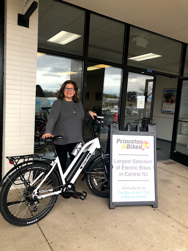 Dollar Store «Dollar Tree», reviews and photos, 2520 Brunswick Pike, Lawrenceville, NJ 08648, USA