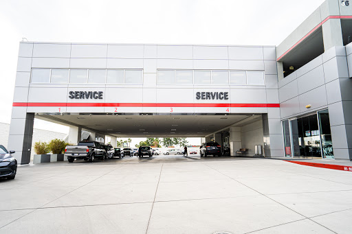 Toyota Dealer «Tustin Toyota», reviews and photos, 36 Auto Center Dr, Tustin, CA 92782, USA