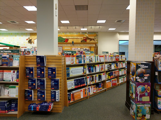 Book Store «Barnes & Noble», reviews and photos, 112 Eisenhower Pkwy, Livingston, NJ 07039, USA